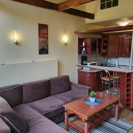 Daire Jozefina 8 Dwupoziomowy Z Tarasem