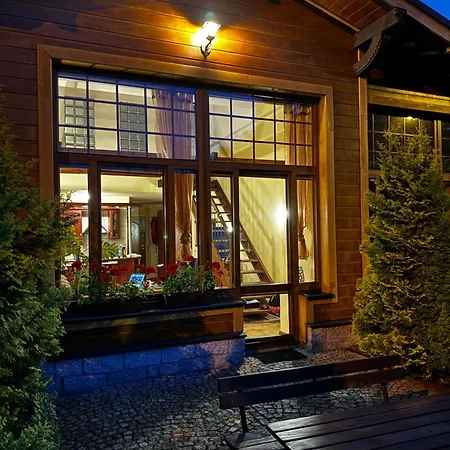 Jozefina 8 Dwupoziomowy Z Tarasem Daire *